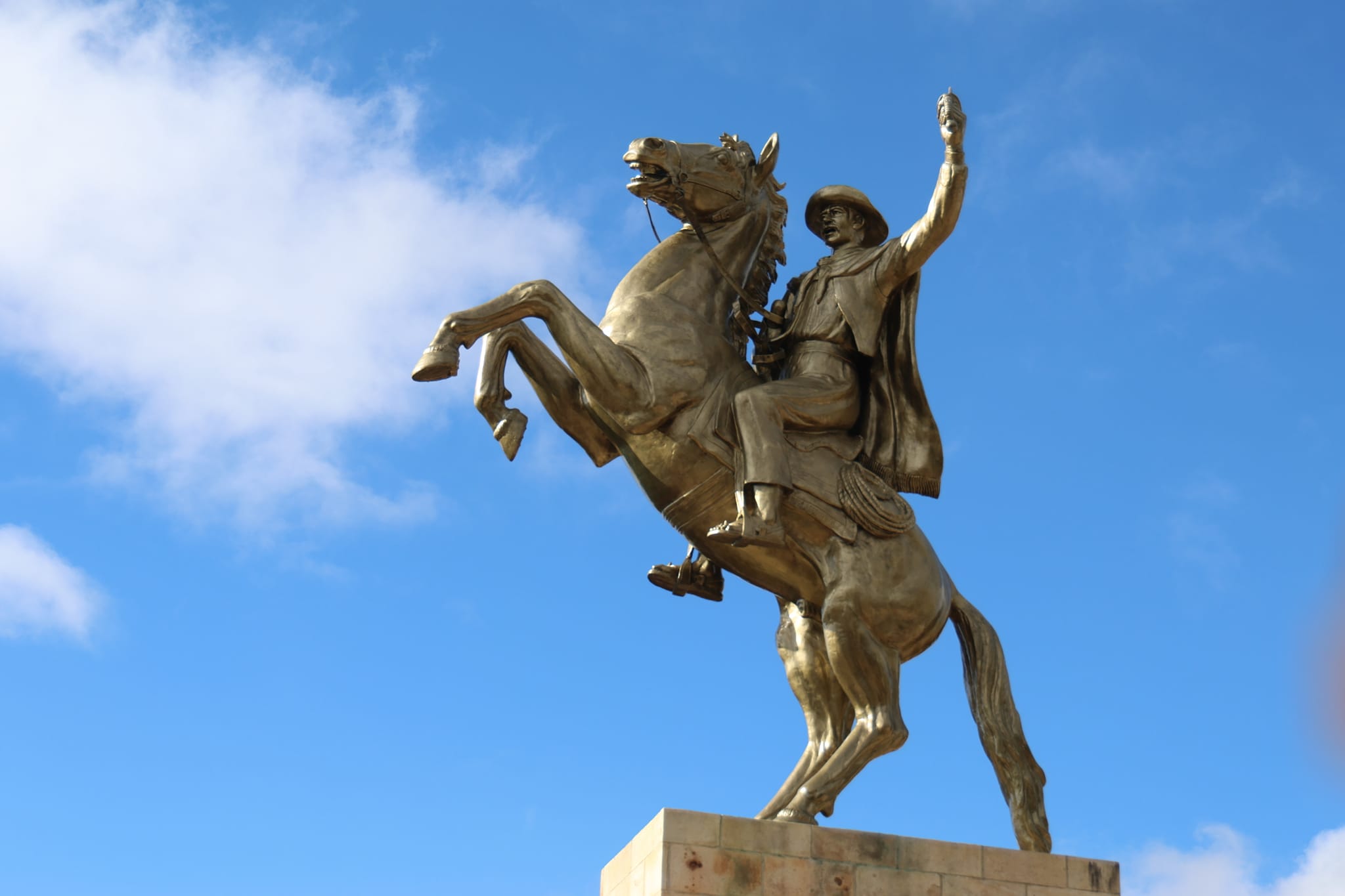 GOBIERNO RINDE HOMENAJE A GESTA LIBERTARIA DE TARIJA