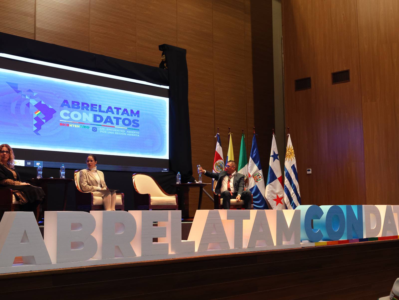 INICIA EN LA PAZ CUMBRE SOBRE DATOS ABIERTOS Y TECNOLOGÍA