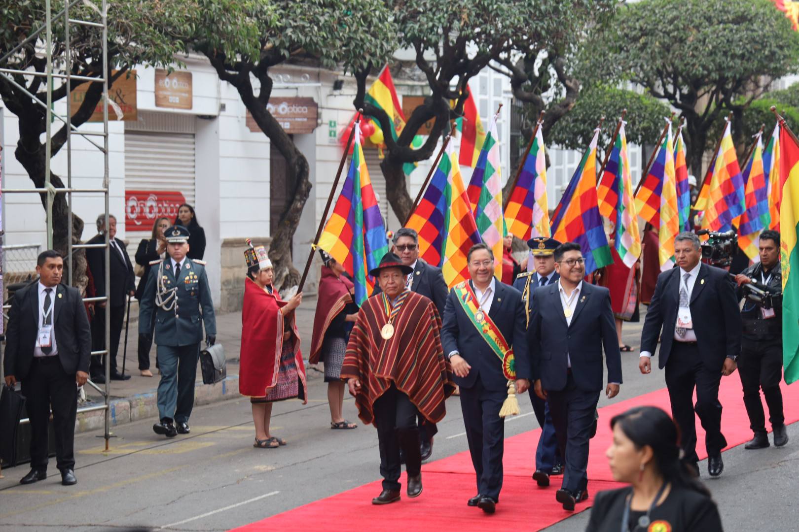 INICIAN ACTOS OFICIALES POR EL BICENTENARIO DE BOLIVIA